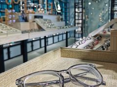 -Trend1881视光·蔡司视觉(领展广场店)