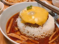 芝士牛肉汉堡咖喱饭-红小满休闲餐厅(十全街店)