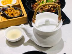 秘制牛骨清汤-新仙清汤牛腩(铜锣湾店)