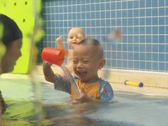-龙格亲子游泳•水育早教运动中心
