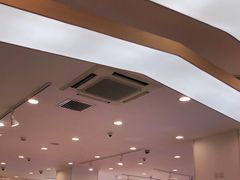 -工会驿站-中国移动上海公司云莲营业厅户外职工爱心接力站