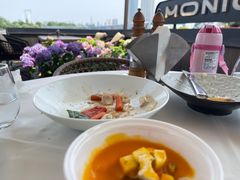 -MONICH牛排融合餐厅(和义大道购物中心店)