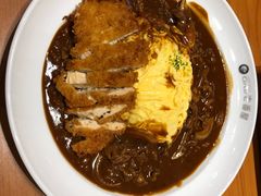 炖牛肉蛋包饭加炸鸡排-CoCo壱番屋(久光百货店)