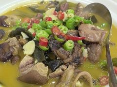 -湖南人家湘菜馆(镇江路店)