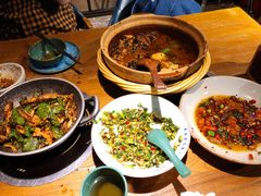 -吃饭皇帝大土家民族菜(正大广场店)