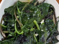 -芦茨金富饭庄·25年老字号·专做稻草鸡
