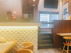 卡座-蟹黄鱼面·锦园(定西路店)