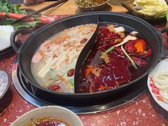 -赵美丽·重庆社区火锅·直营店(火车东站·中豪国际店)