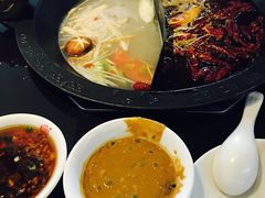 -重庆德庄火锅(体育中心店)
