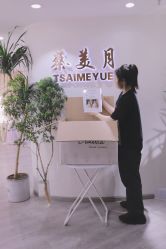 -台湾蔡美月婚纱租赁