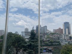 -包整·丝娃娃(甲秀楼景观店)