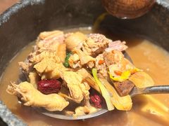 野生菌石锅土鸡-蘑界·野生菌火锅(深业上城店)