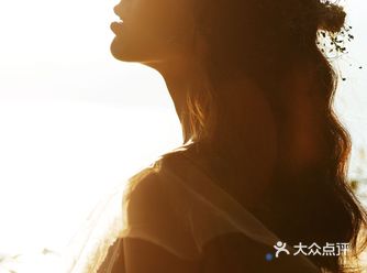 你的目光落在我身上身上的时候 我就希望我能变好一点