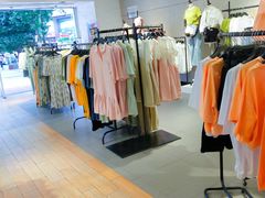 -三福时尚(三峡广场华夏银座店)