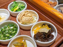 -良米山·云南野生菌过桥米线(上海首店)