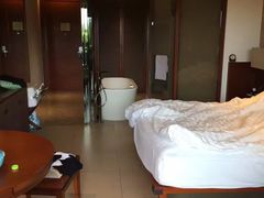 -三亚湾海居铂尔曼度假酒店