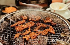 Signature Garlic Beef
