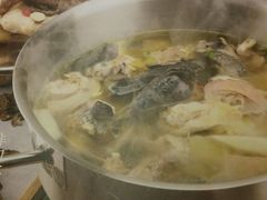 -黑鸡小馆(金源店)