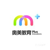 从开始的哭哭啼啼到门口不肯进来，到现在开开心心地来园