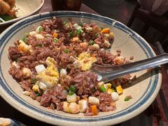 -Cuc Gach Quan Restaurant