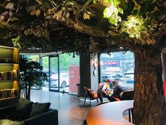 大堂-迪欧咖啡·中西餐融合菜(平江万达旗舰店)