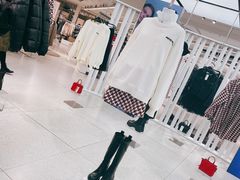 -ZARA(大上海时代广场店)