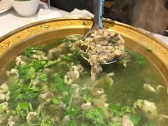 韭花汆羊肉-和和小厨