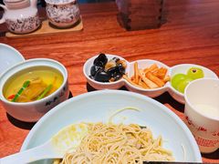 -裕兴记•蟹黄面馆(人民广场店)