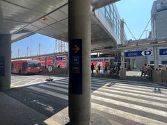 -蒙特利尔皮埃尔·埃利奥特·特鲁多国际机场