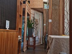 -谷咖啡·鲜花绿植花园餐厅