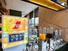 -中山利和希尔顿酒店