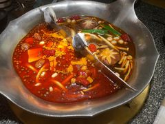 -湊湊火锅·茶憩(郑州绿地新都会店)