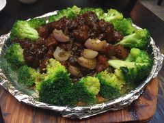 香巴拉云南餐厅(华莱坞店)-香巴拉云南餐厅(华莱坞店)