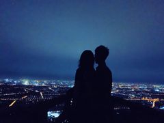 -鬼笑石后山停车场