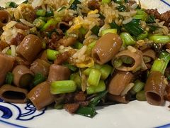 -旺角小渔村·海肠捞饭开创者(环山路店)