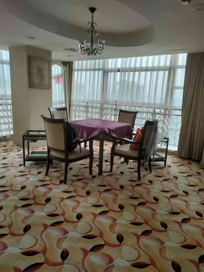 杭州费尔曼铂金大酒店-"自己过来是绝对不会住这样的酒店的价格贵.