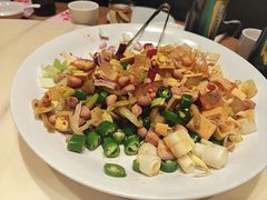 -红樱桃·欢乐餐厅(太原里店)