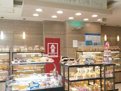 面包甜点陈列柜-巴黎贝甜(五月花广场店)