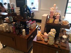 零售区-星巴克臻选(广州沙面店)