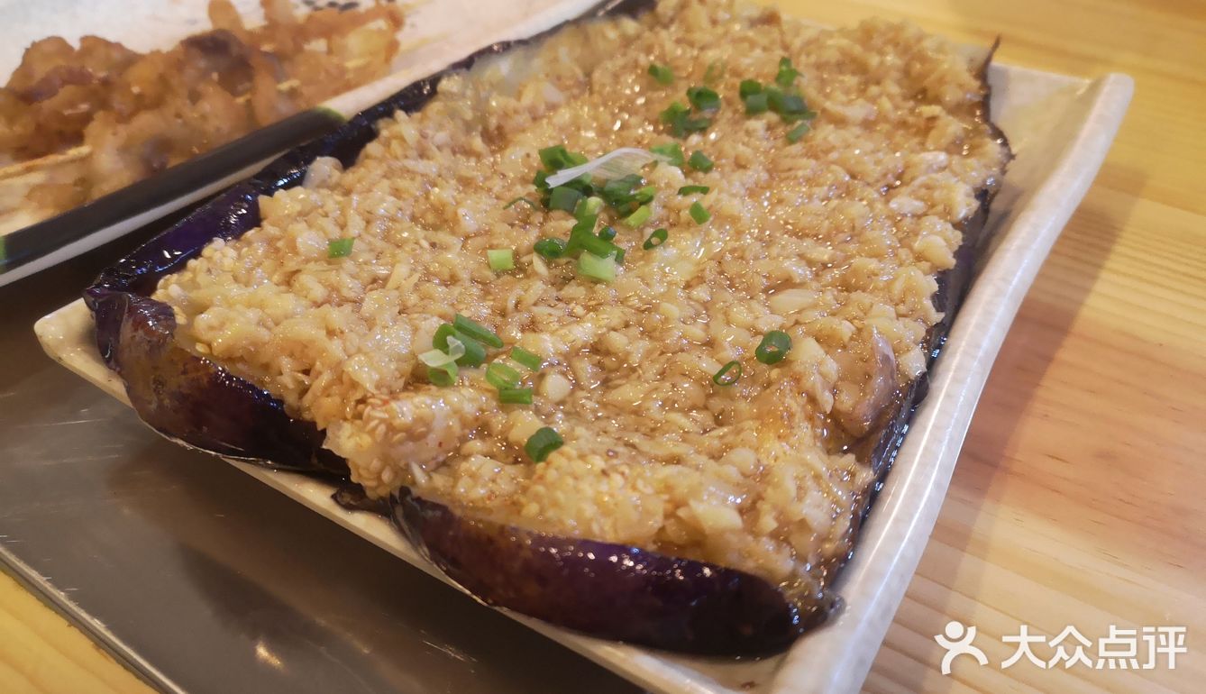 新县城｜管生烤鱼