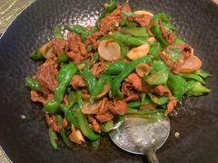 -洞庭土菜小炒馆(易发广场店)