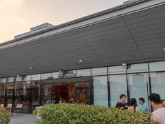 -鲜艳西餐厅(衡山路十二号华邑店)