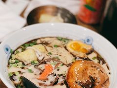 博多拉面-雷神拉面(财富中心玉米楼店)