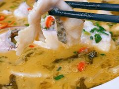 -肥仔文澳门猪骨煲(南京西路店)