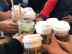 -星巴克臻选(呼和浩特维多利摩尔城店)