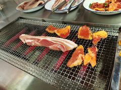-马路牙子地桌烤肉(工体店)