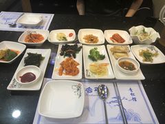 -青松馆韩国料理(香港中路佳世客店)