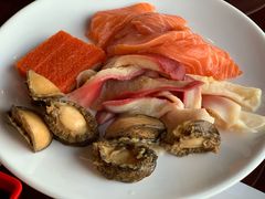 -荣誉国际酒店-云顶旋转餐厅