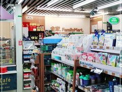 -全家便利店(东直门店)