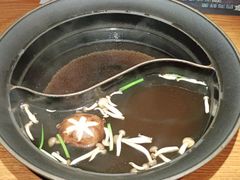 -呷哺呷哺(普陀乐购真北店)